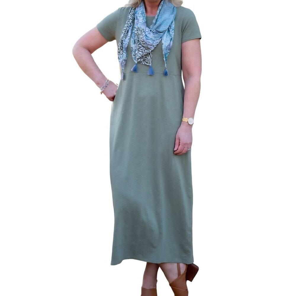 J. Jill Seamed Maxi Dress Sage Green Pockets Scoop  Neck Size Lp